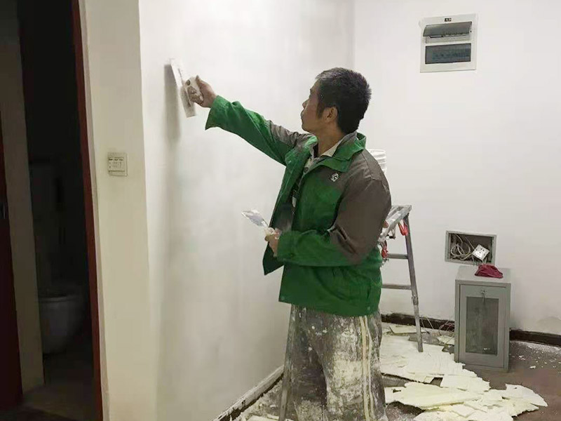 青島刷漆人工費多少錢一平米，墻面刷漆施工收費標準