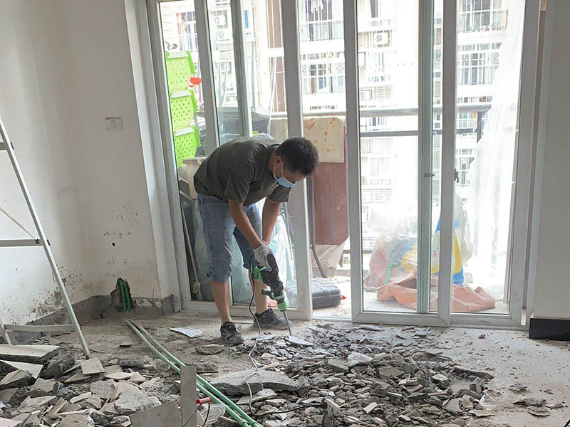舊房翻新中拆除費用怎么算？