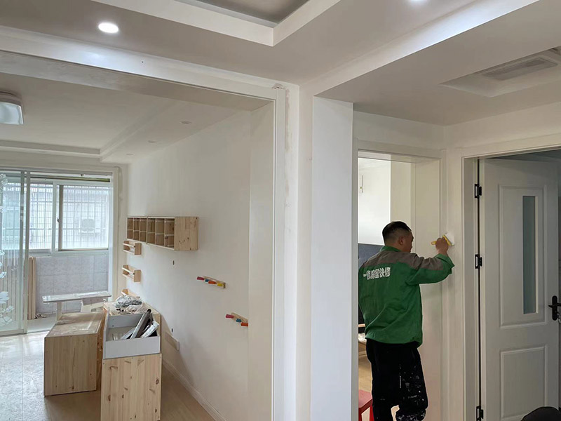 衛生間門口墻面反堿掉皮怎么處理