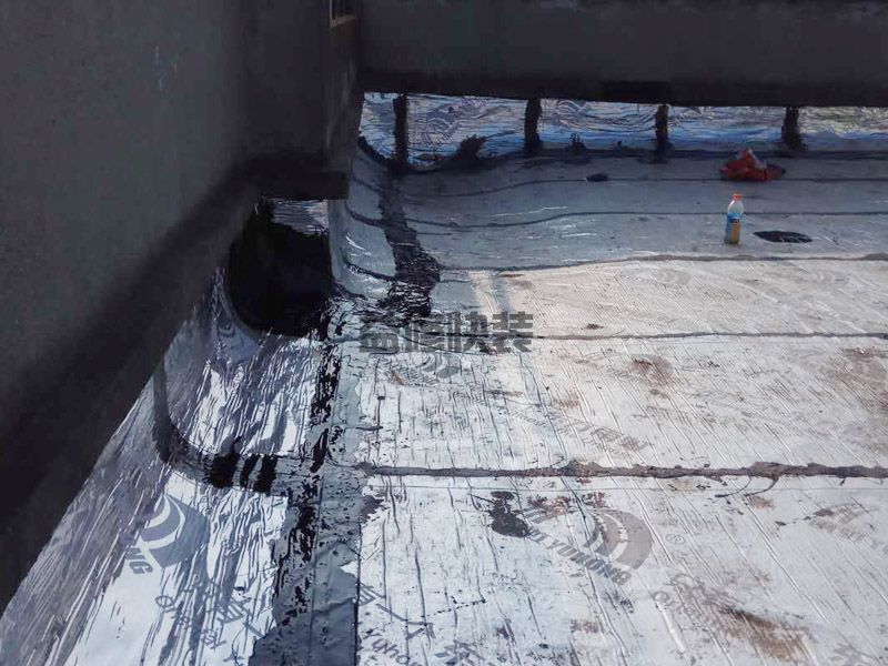 金茂悅東區舊房屋頂防水改造(圖3) 金茂悅東區舊房屋頂防水改造(圖3)