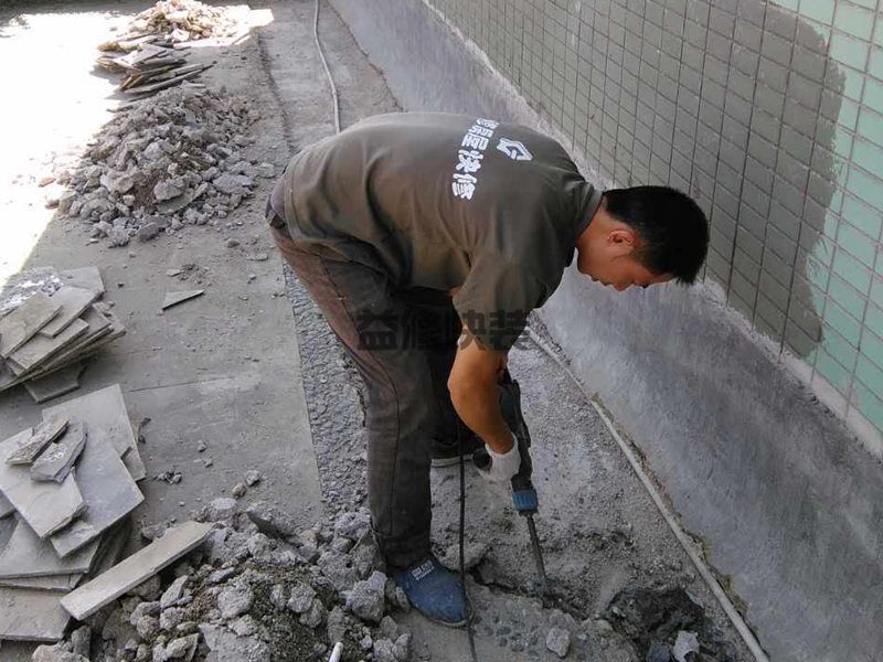 硚口區馬桶漏水怎么辦_武漢硚口區廁所坐便器漏水維修公司(圖3)