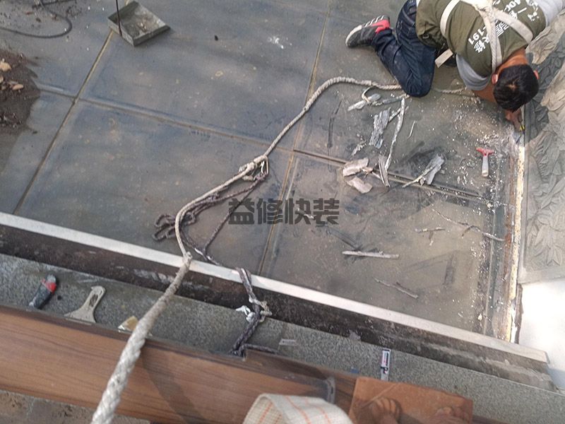 武漢做自粘卷材防水價格貴不貴,武漢做自粘卷材防水專業(yè)公司電話