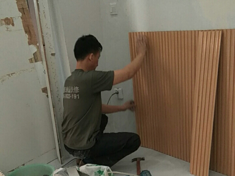 黃岡浠水縣護墻板安裝(圖2)