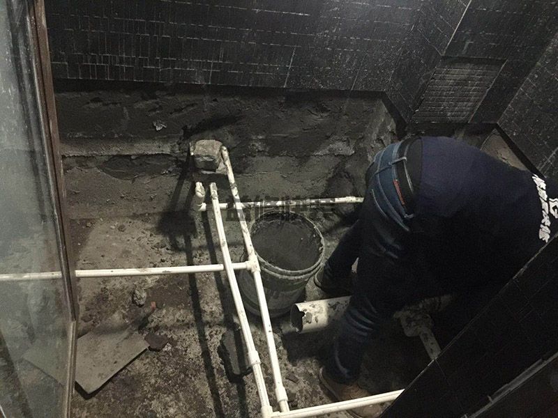 臨潼區衛生間漏水到樓下怎么辦_西安臨潼區廁所漏水維修需要多少錢(圖2)