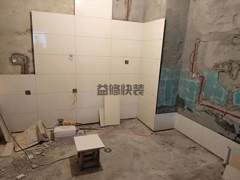 吊軌門掉落不能滑動(dòng)怎么維修,有一顆螺絲用來固定滑軌的(圖1)