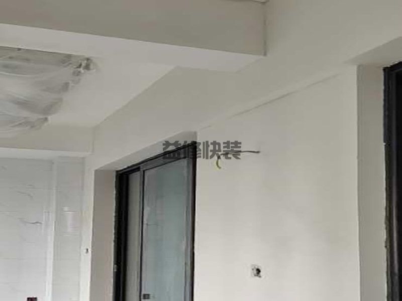 維修一個窗戶要多少錢,窗戶之間縫隙用發泡劑填充后(圖1)