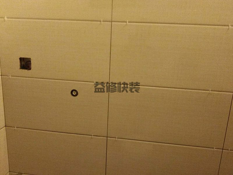黃石西塞山區廁所貼瓷磚(圖3) 黃石西塞山區廁所貼瓷磚(圖3)