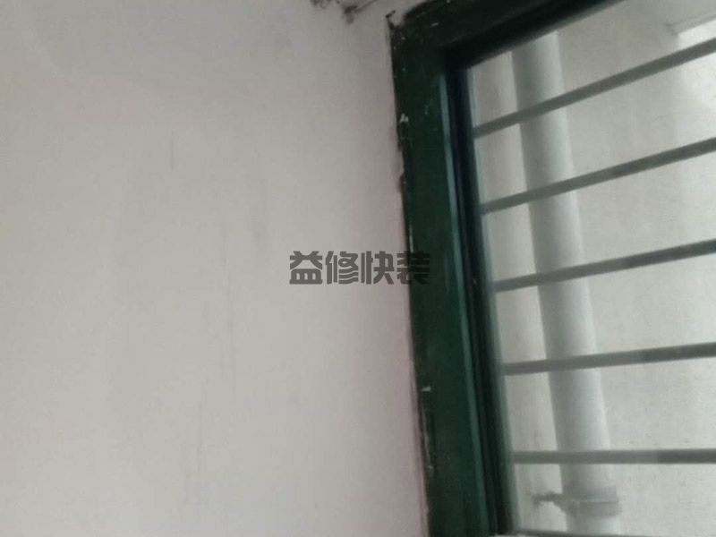 淋浴房移門向一邊側(cè)滑怎么辦,原因是滑輪軌道不水平(圖1)