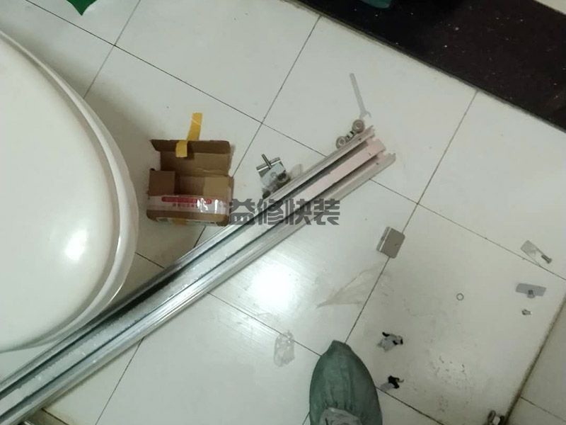 東莞南城街道浴室玻璃隔斷拆除,廚房改造(圖3) 東莞南城街道浴室玻璃隔斷拆除,廚房改造(圖3)