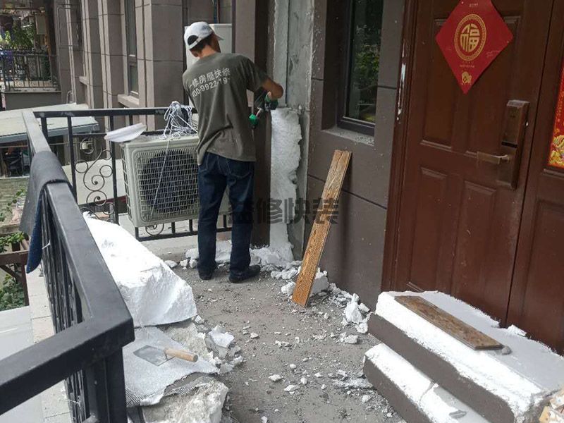 南充燈具維修上門服務,拆掉led吸頂燈的外殼