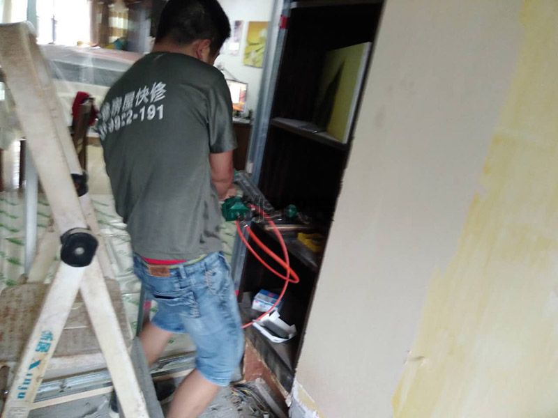上海廁所裝修省錢攻略_上海廁所裝修服務電話_上海廁所裝修施工隊(圖1)