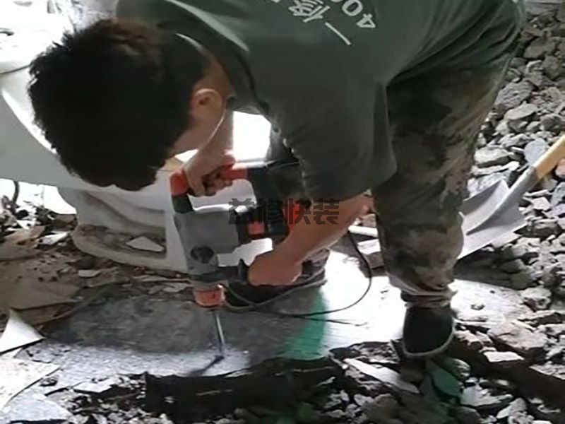 廣安套裝門安裝的方法,廣安套裝門安裝價格是多少,廣安套裝門安裝師傅電話(圖2)