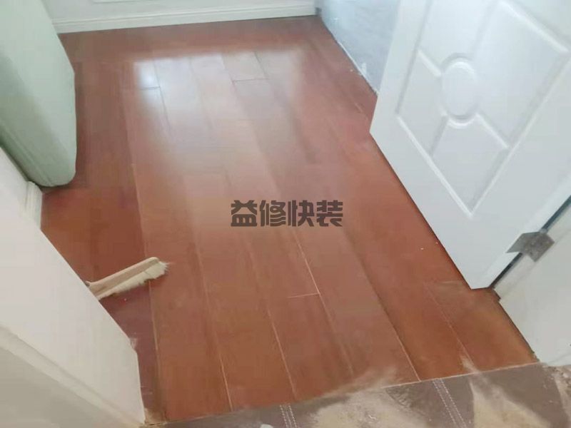 地板為什么會起拱？復合地板表面修復技巧(圖4)